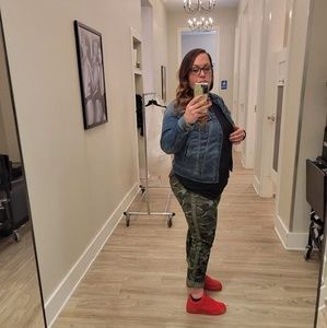 Meet your Posher, Stephanie